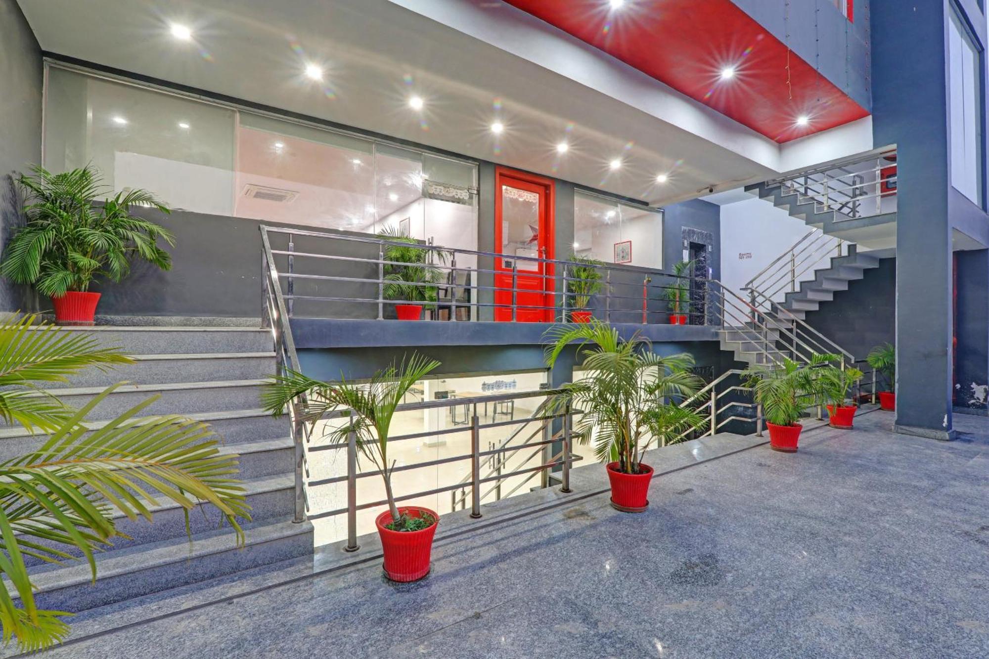 Townhouse The Shubham Otel Bijnaur Dış mekan fotoğraf